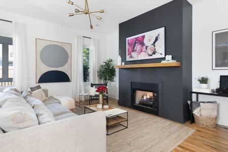 Holiday home The Hadley House - Cozy Porch & Fenced In Backyard Nashville