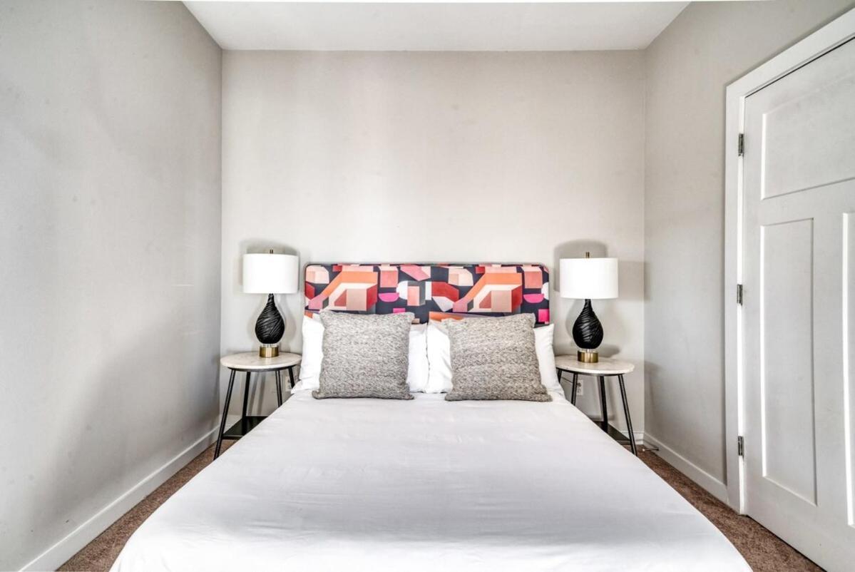 Cozysuites Two Spacious Music Row With Parking Apartment