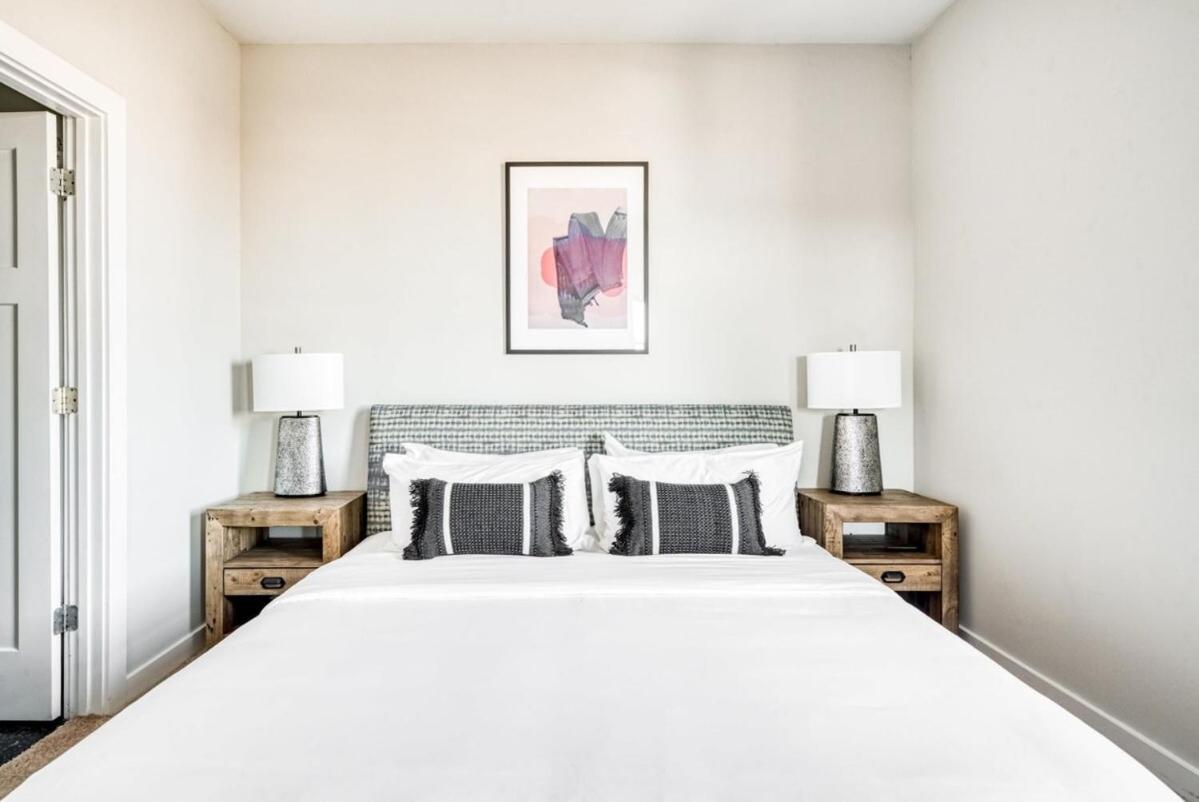 Cozysuites Two Spacious Music Row With Parking * Nashville