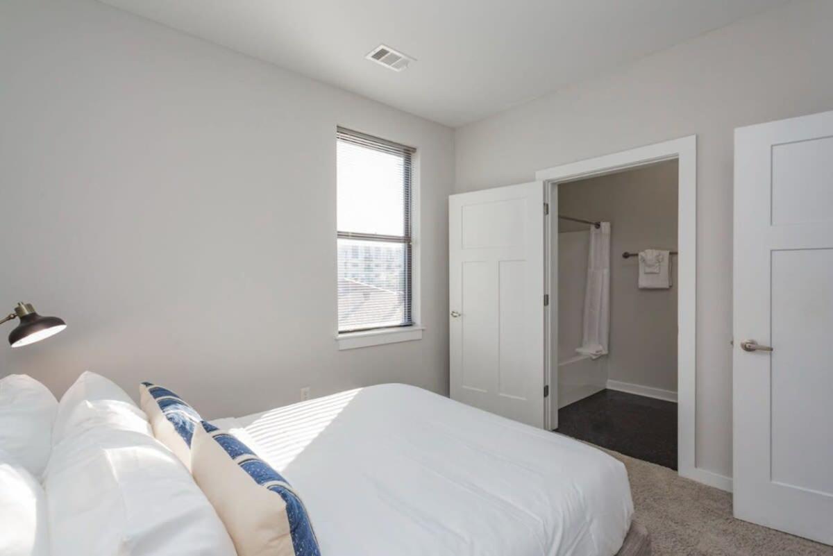 Cozysuites Musicrow Alluring 1br W Free Parking 43 Apartment Nashville