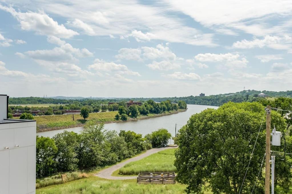 Villa Riverfront Bliss Nashville