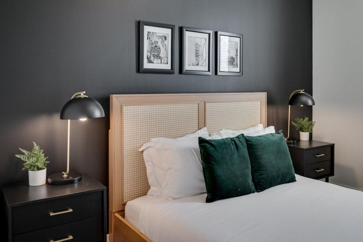 Holiday home 10 Percent Off Elevator Rooftop With Hot Tub & Views *