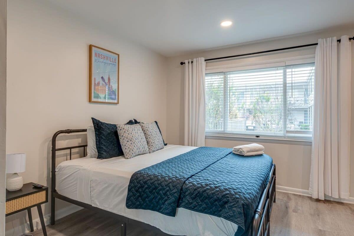 Berry Hill Urban Oasis - By 12 South & Vanderbilt Apartment