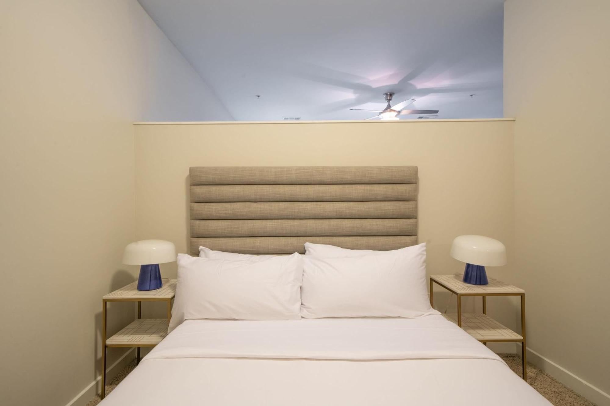 Apartment Cozysuites Musicrow Astonishing With Free Parking 23