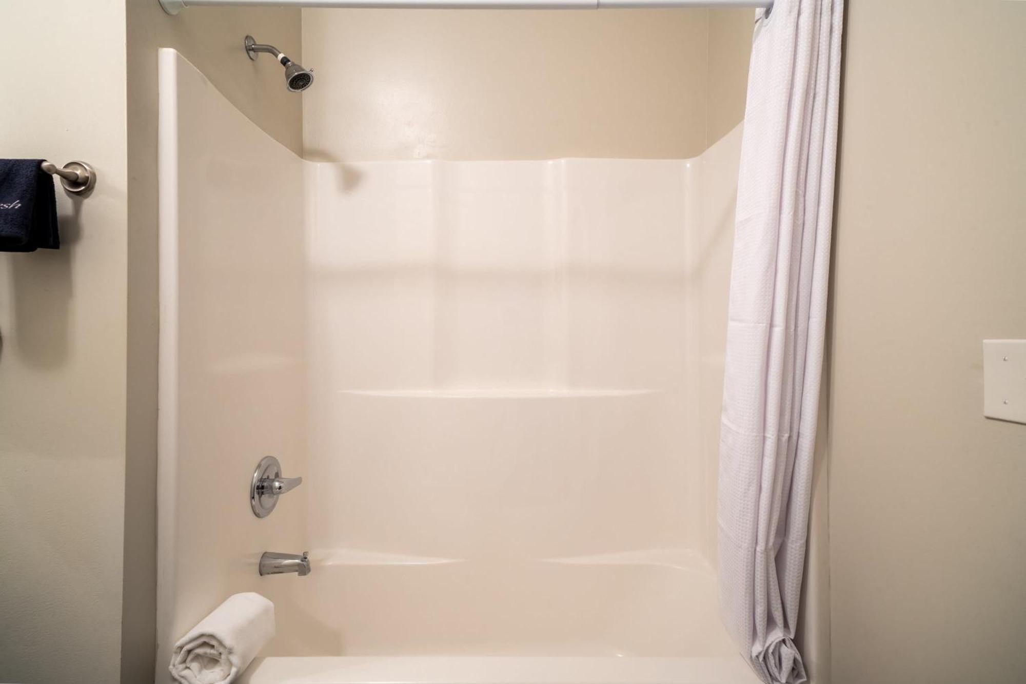 Cozysuites Musicrow Astonishing With Free Parking 23 Apartment Nashville