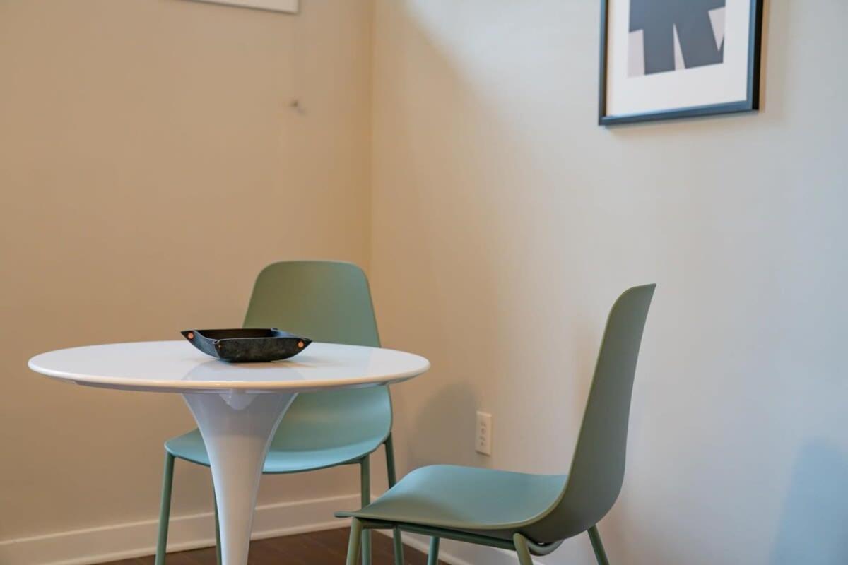 Cozysuites Musicrow Astonishing Sdo With Free Parking 08 Apartment Nashville