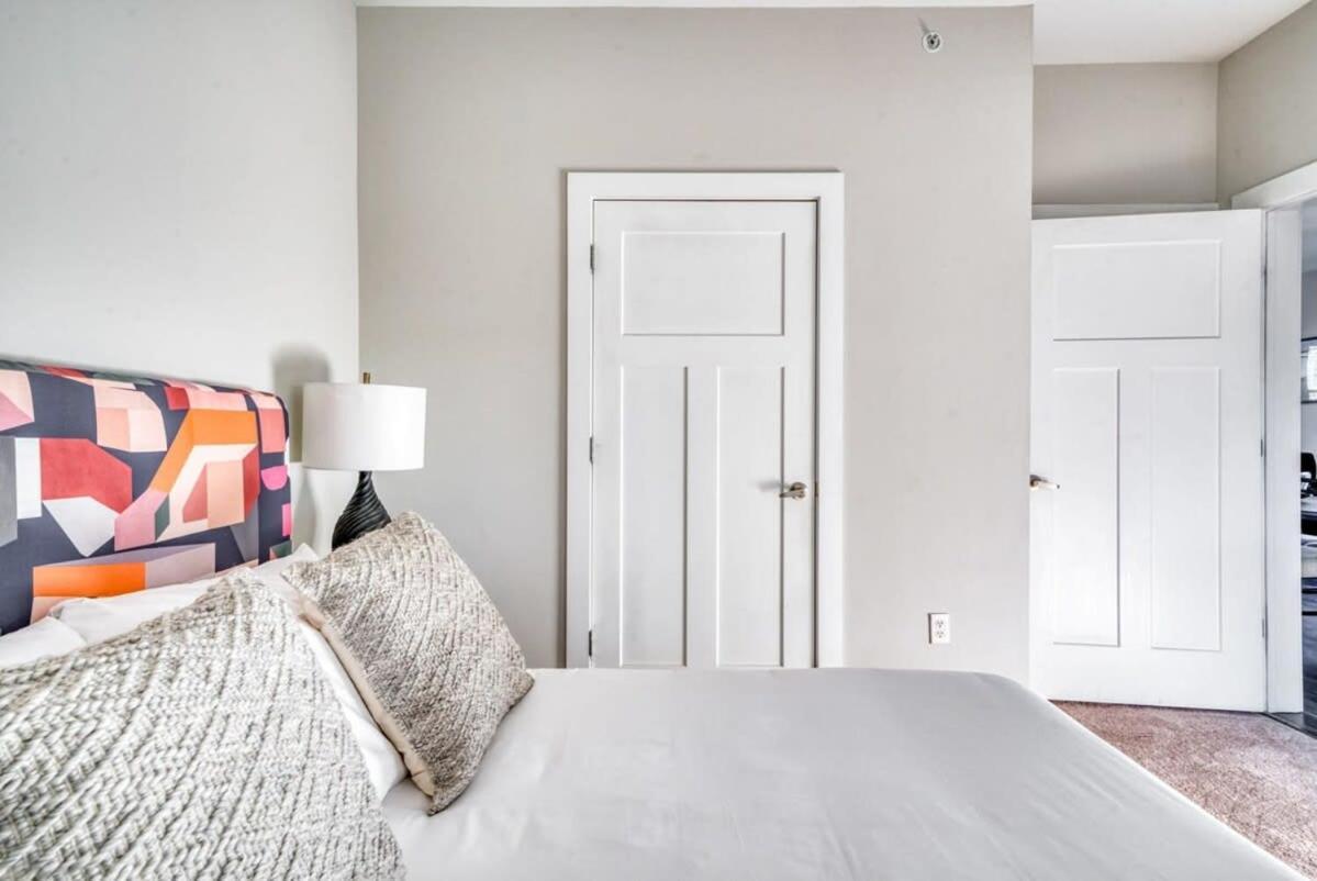 Cozysuites Music Row Spacious 2br W Free Parking46 Apartment *
