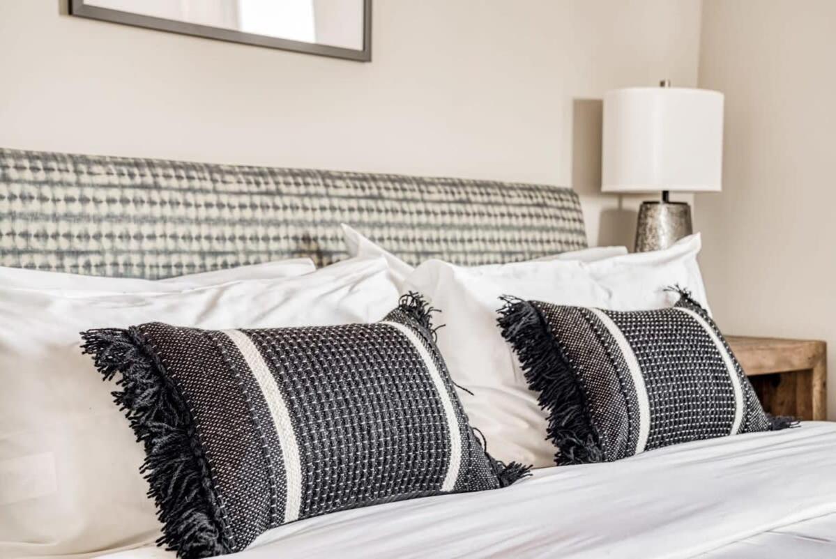 Cozysuites Music Row Spacious 2br W Free Parking46 *