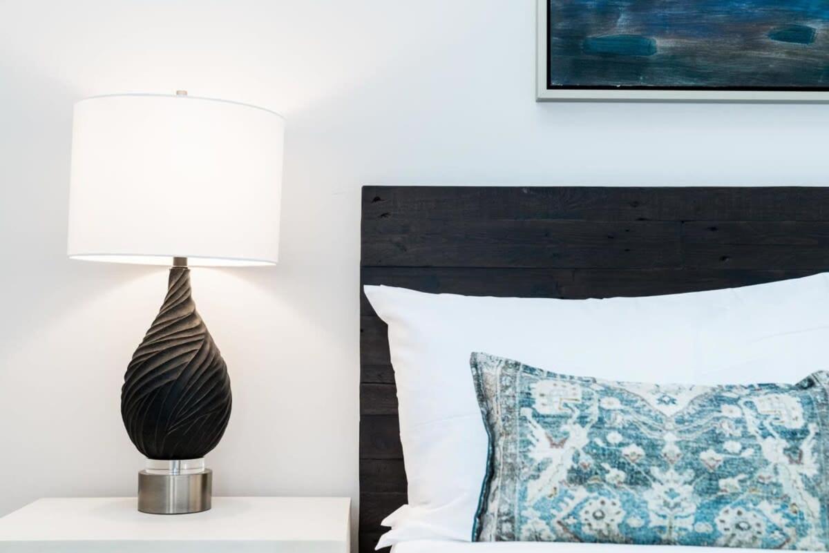 Apartment Cozysuites Music Row Stunning 2br -free Parking 35 *