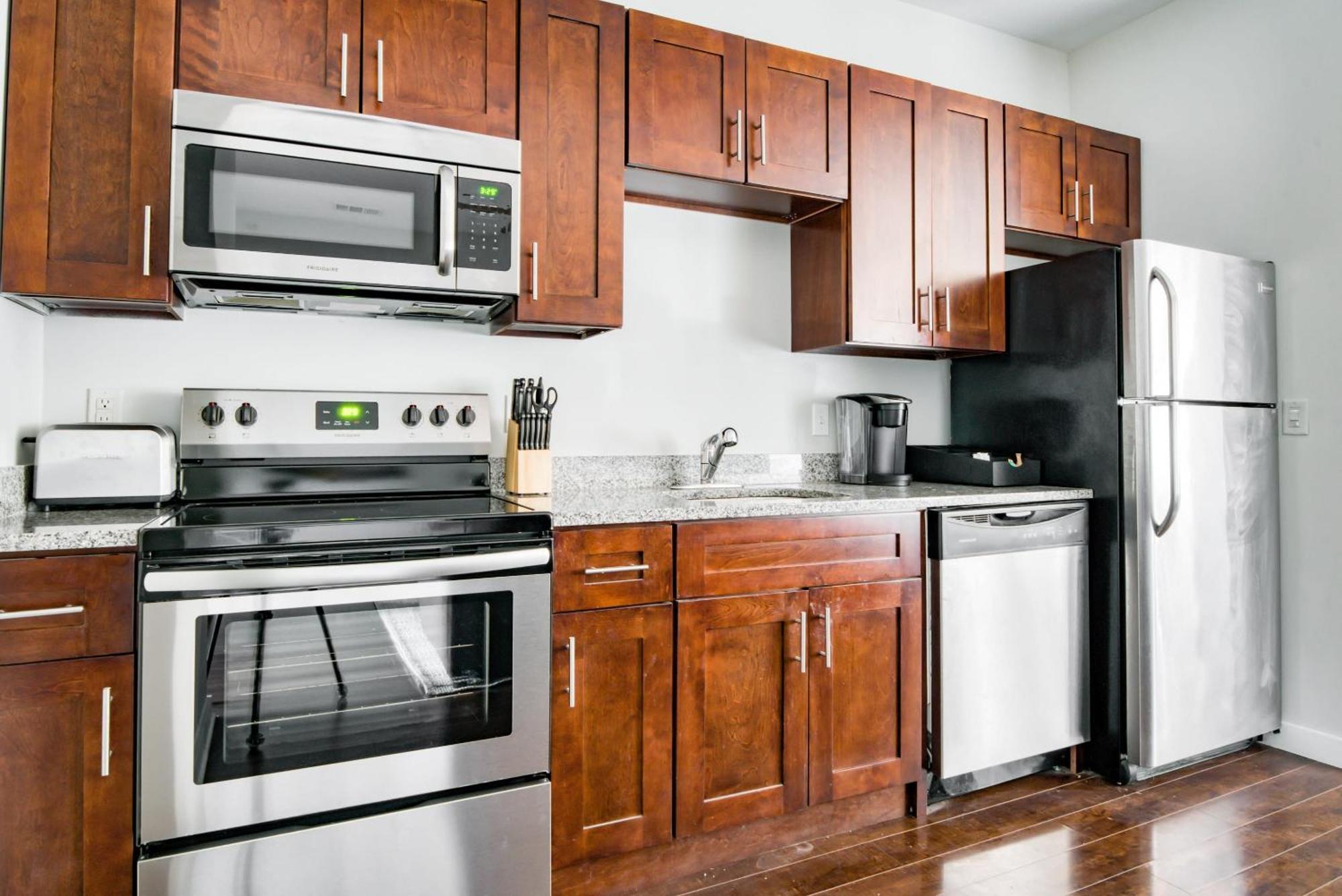 Cozysuites Music Row Charming 1br Free Parking 34