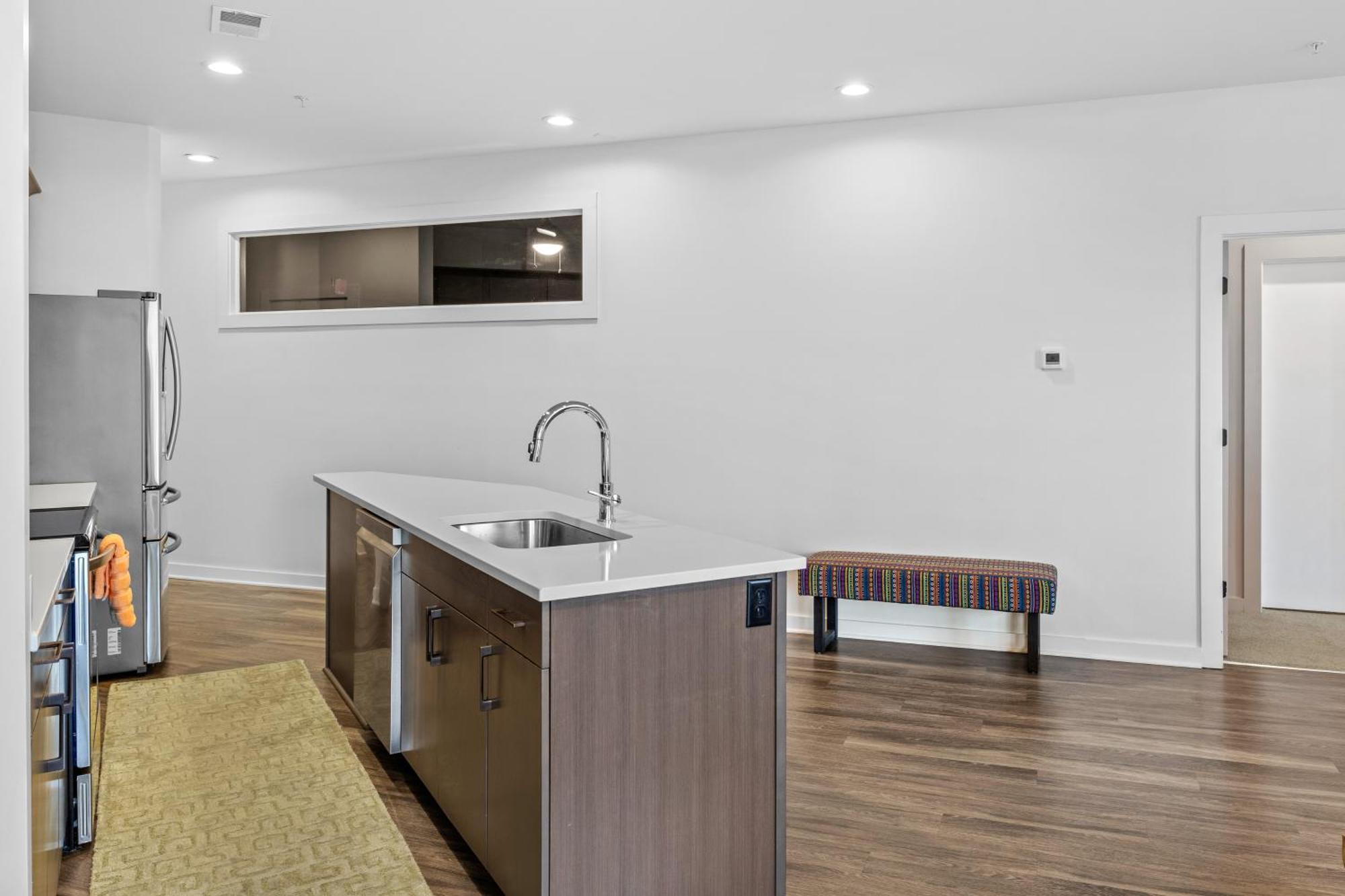 Modern, Free Parking, Walk To Everything * Nashville