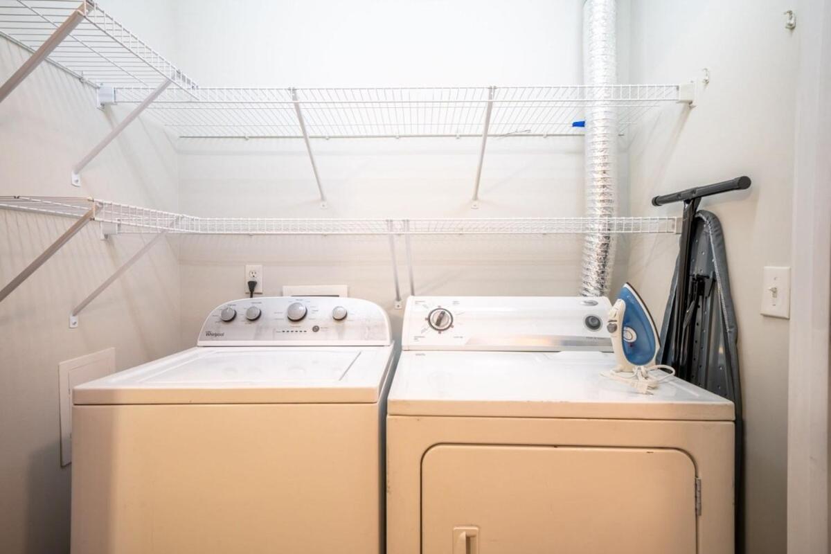 Two Cozysuites Stylish Music Row With Parking * Nashville