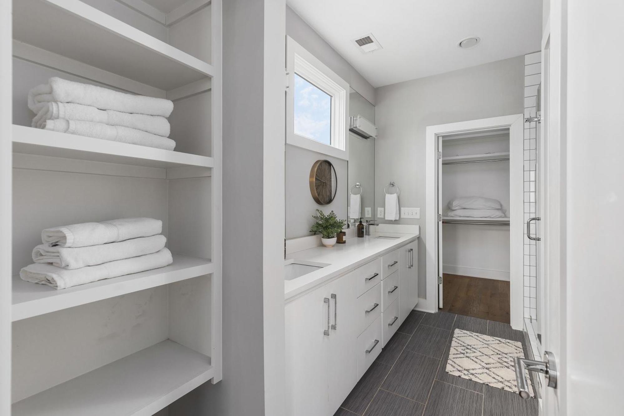 Modern Luxury Rooftop Deck, 3 Mi To Downtown * Nashville