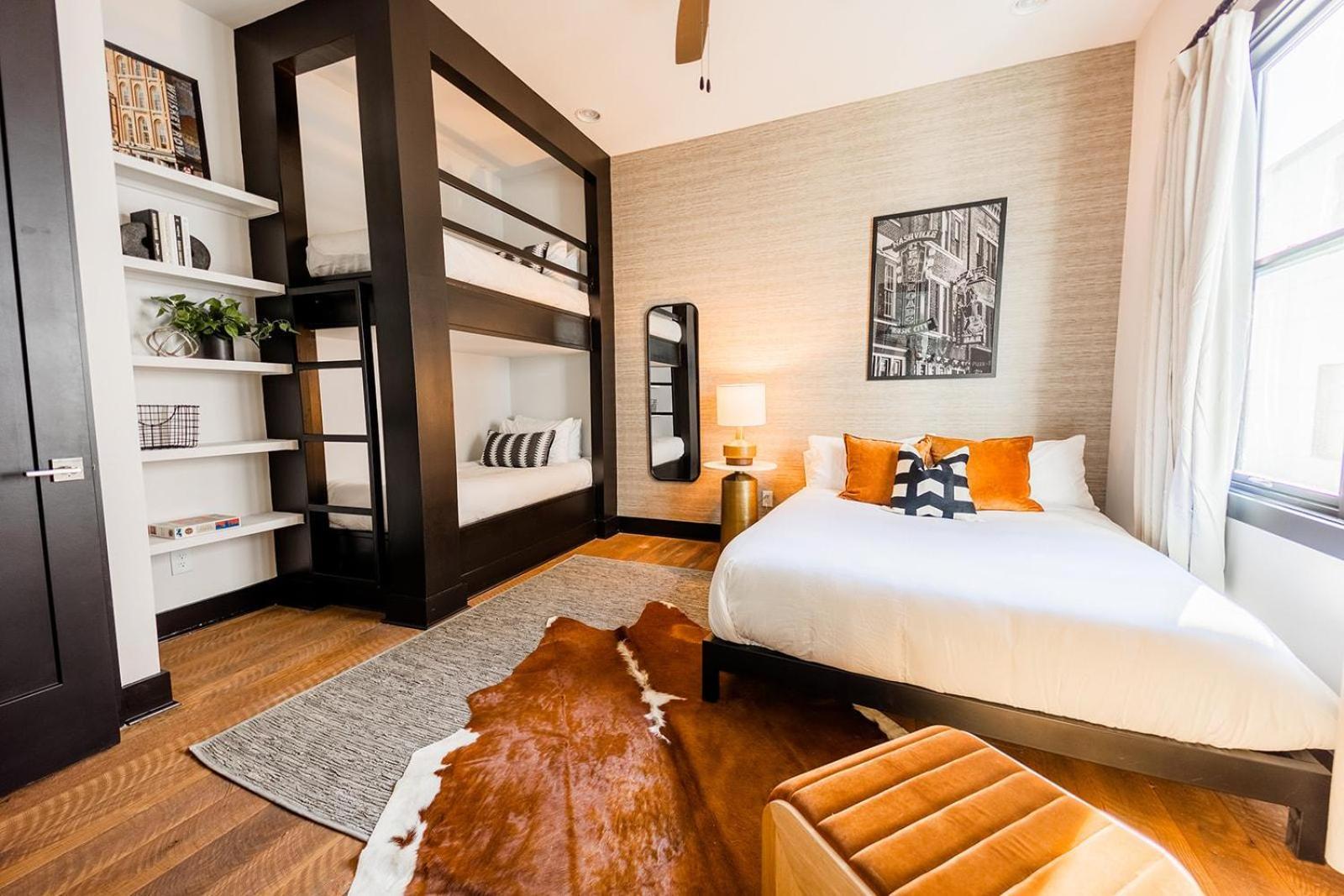 Heart Of Gulch - 4 Min To Broadway - Designer Holiday home Nashville