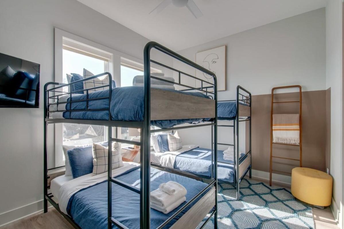 East Nash Lux - 13 Beds & Views * Nashville