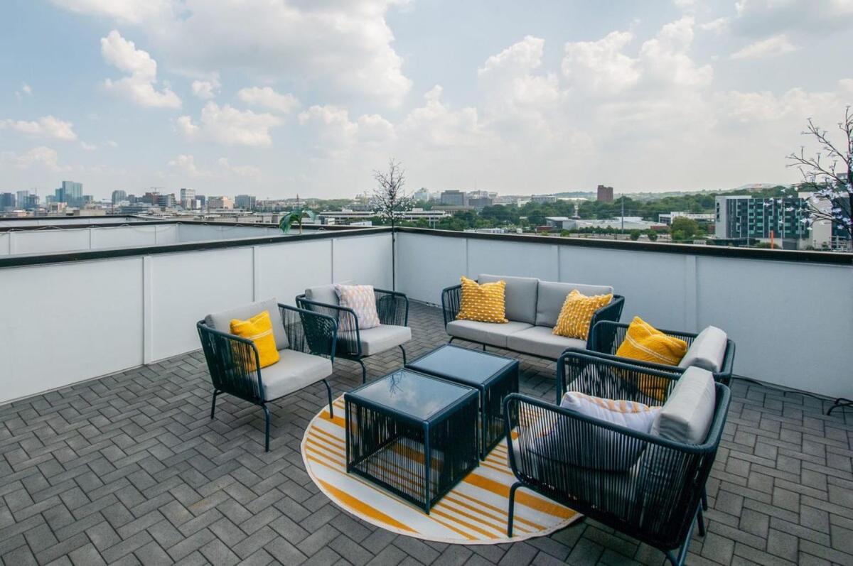 King & Queen 2 Homes - 24 Beds Views *