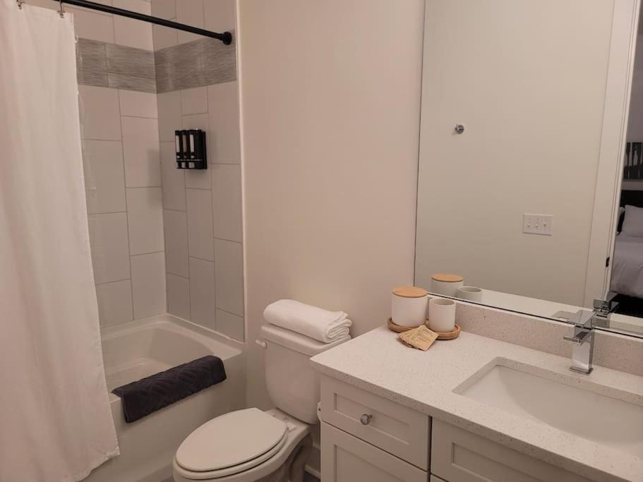 Villa Riverfront Bliss *