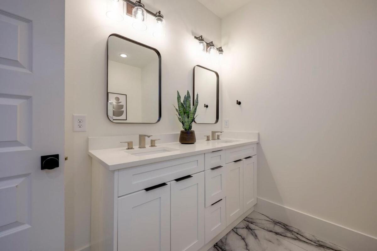 Holiday home 10 Percent Off Elevator Rooftop With Hot Tub & Views Nashville