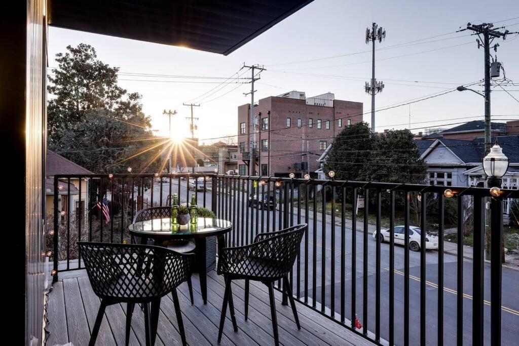 Holiday home Dt Walk To Broadway 2 Bedrooms Sleeps 8 *