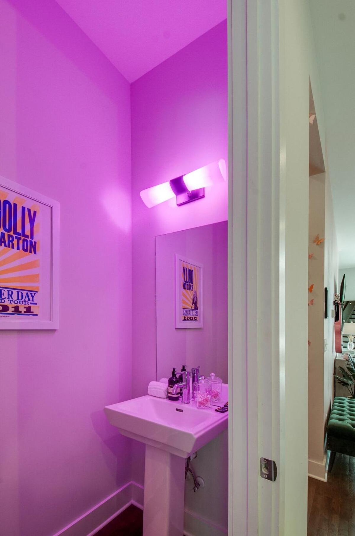 Holiday home New Dollys Dream 12 Beds Downtown Nash Opry Karaoke *