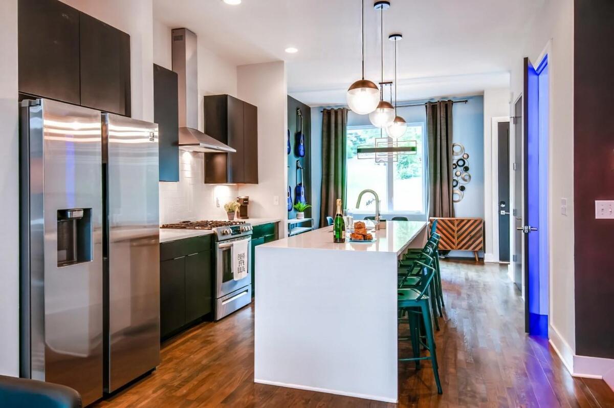 New Luxe Roofdeck 13 Beds * Nashville