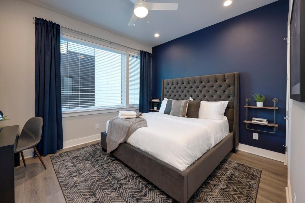 New Lux Townhome 6 Mins To Dt Rooftop Sleeps 12 Holiday home