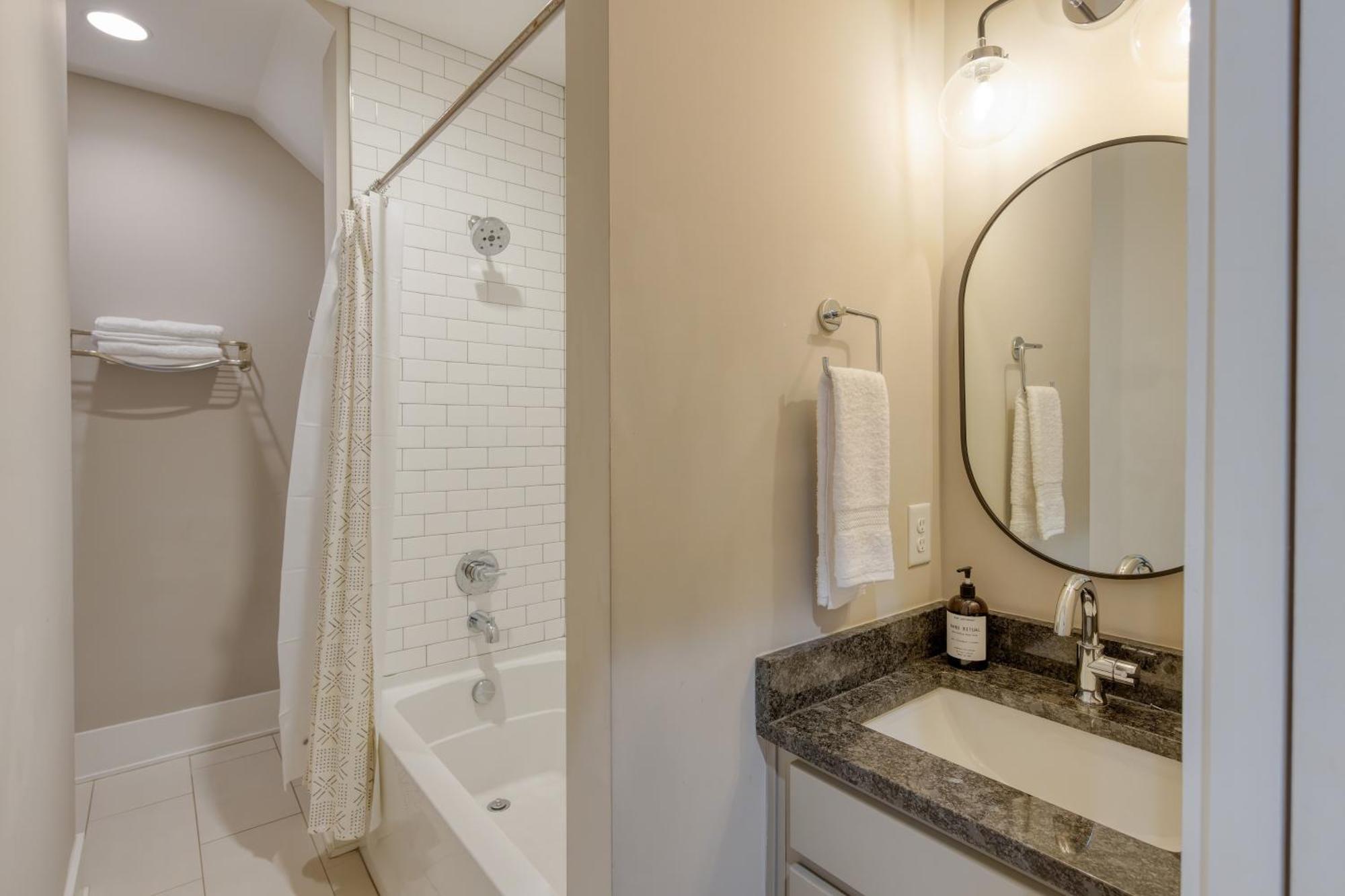 Doralee By Avantstay 8 Minute Drive To Broadway Dolly Parton Themed * Nashville