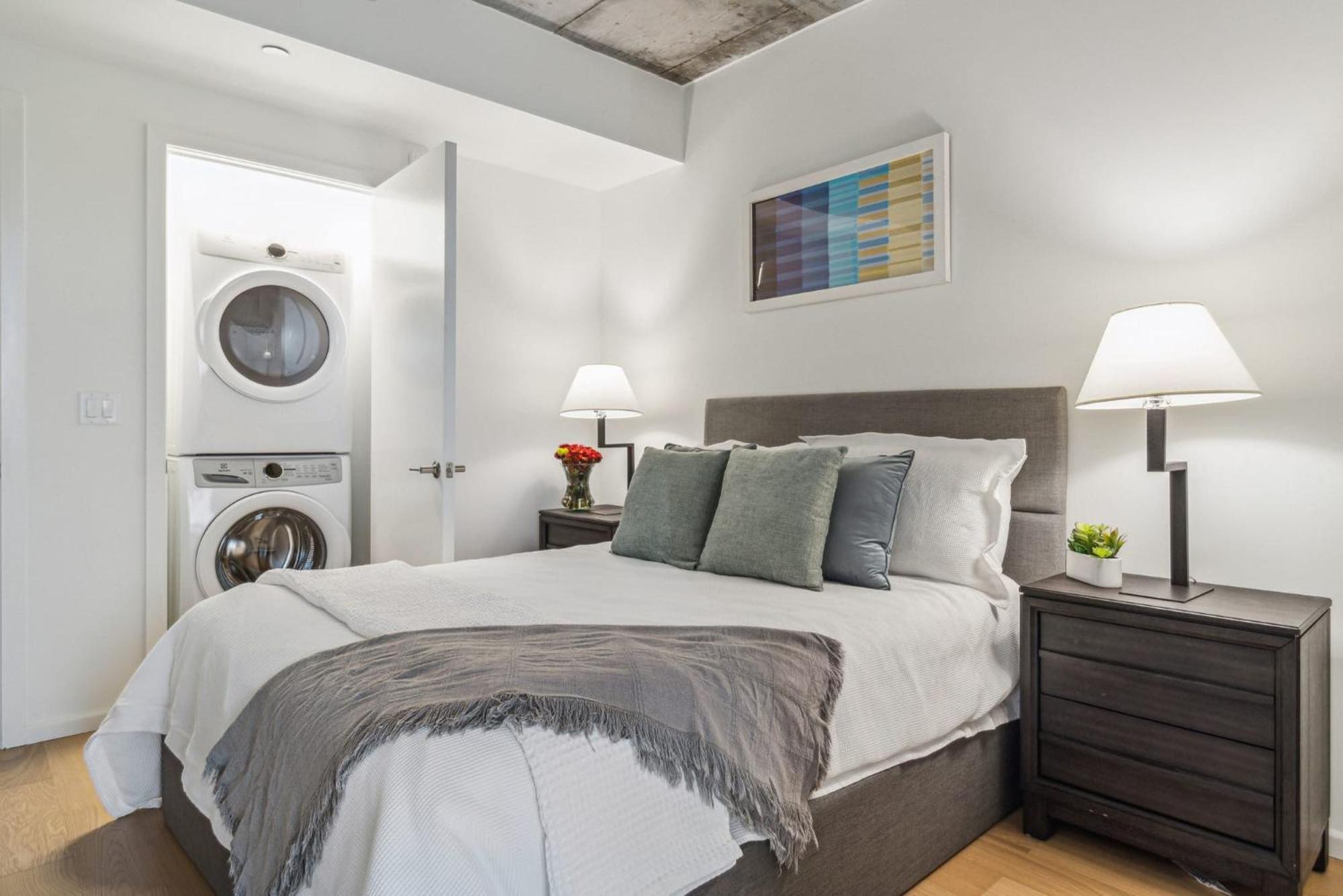 Contemporary City Living In * Nashville