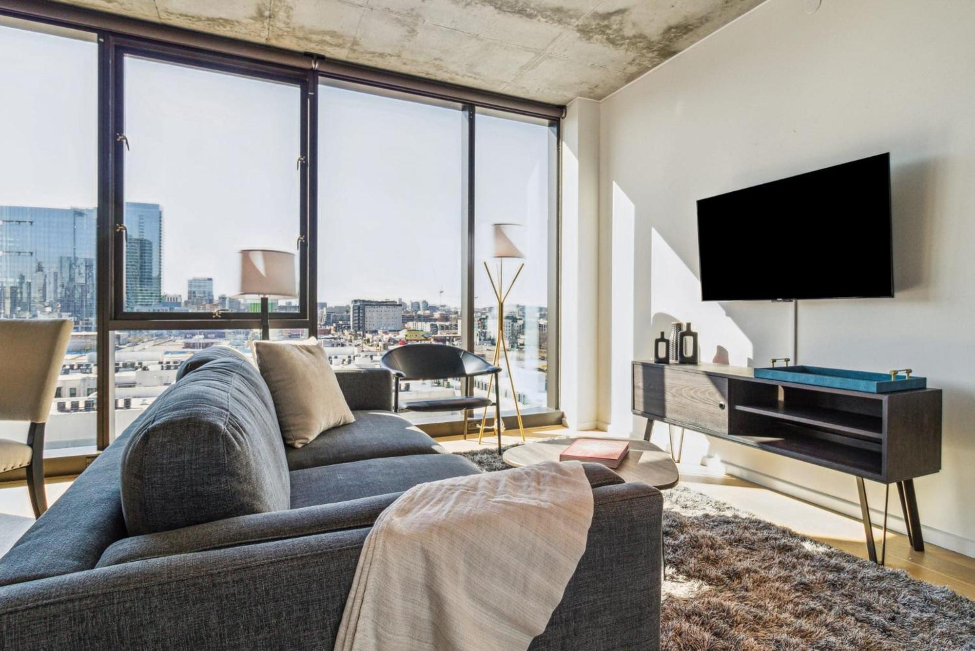 Contemporary City Living In * Nashville