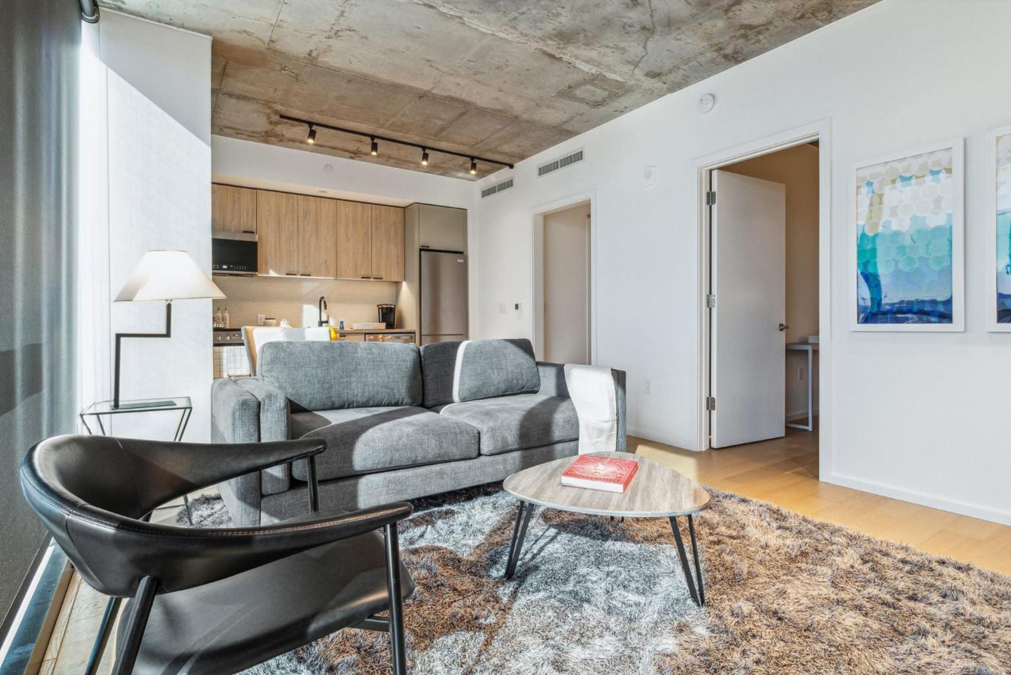Contemporary City Living In Nashville