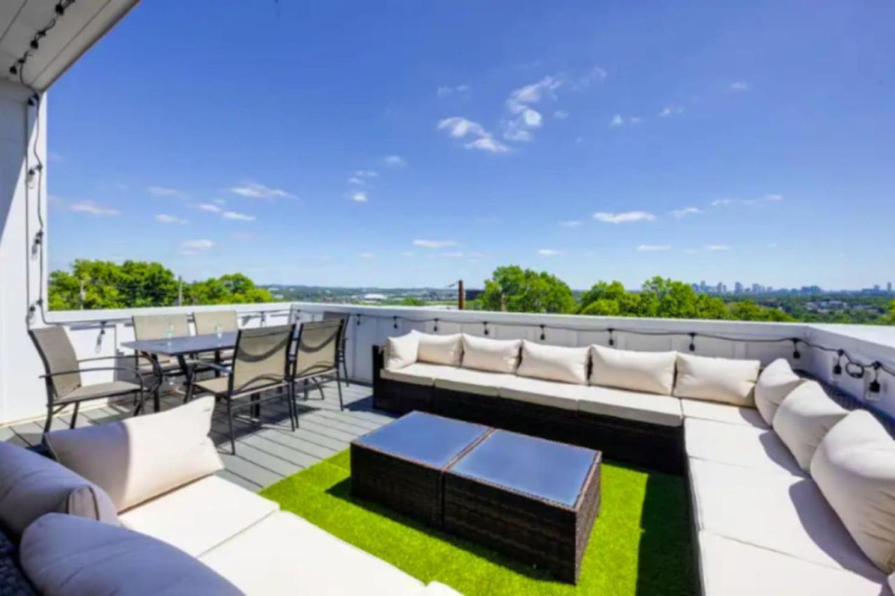 Luxury Four-story With Rooftop Views, 10min To Downtown! Sleeps 12! *