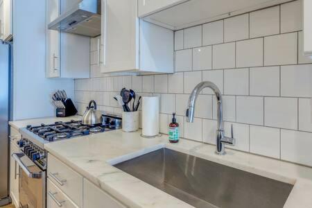 Holiday home The Auden - Less Than 1mi To Music Row And Close To Dt! *
