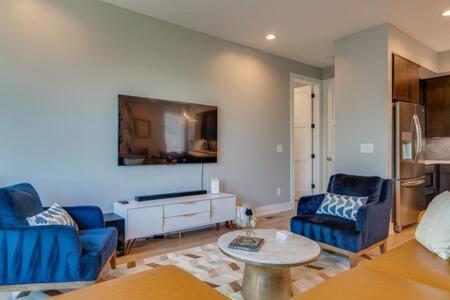 Holiday home Rooftop Retreat In Downtown