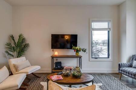 The Kora - Rooftop Luxury In Nashville's Gulch