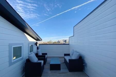 The Ludlow - Chic Rooftop & Peloton, Walk To Eats Nashville