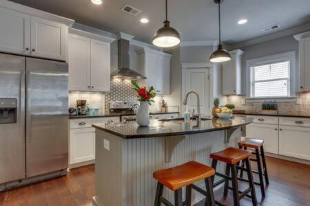 The Argyle - At Belmont In King * Nashville