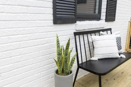 The White - 2 Bedroom - Heart Of * Nashville