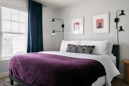 Holiday home Chic Retreat Steps From Vanderbilt Nashville