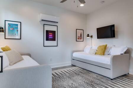 The Eastland - Lovely Close To All! Nashville