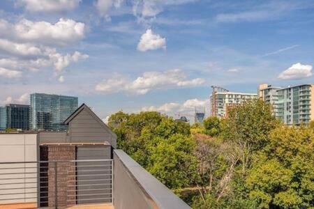 The Dawson- Dt Views, Half Mile To The Heart Of Gulch Holiday home Nashville