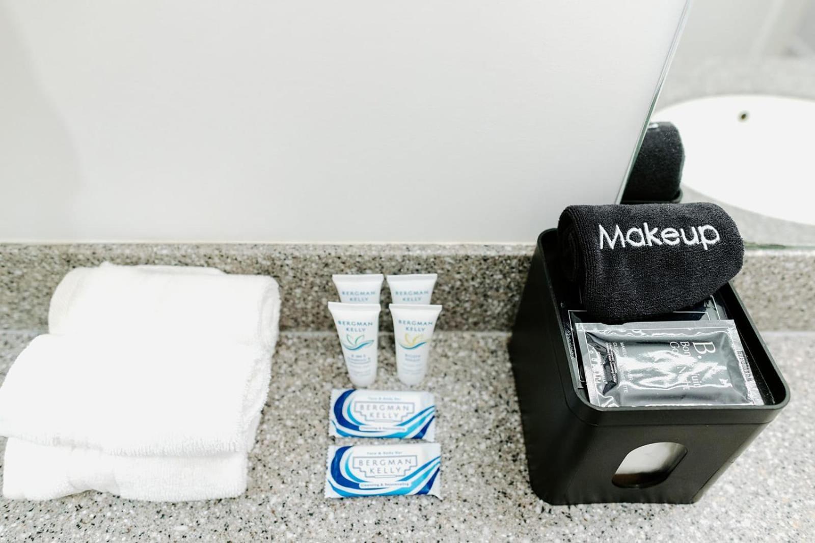 The Vinyl At Music Row - Garden *