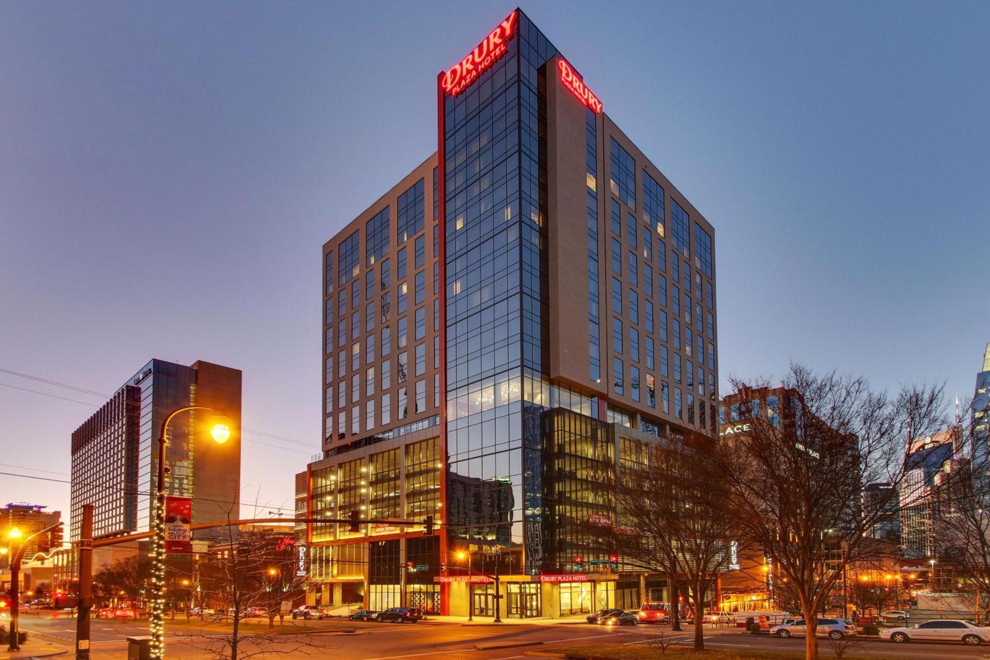 Drury Plaza Downtown Hotel 3*