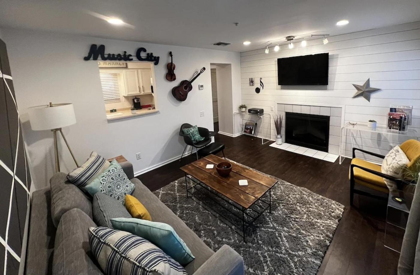 Downtown Riverfront Unit 762 * Nashville