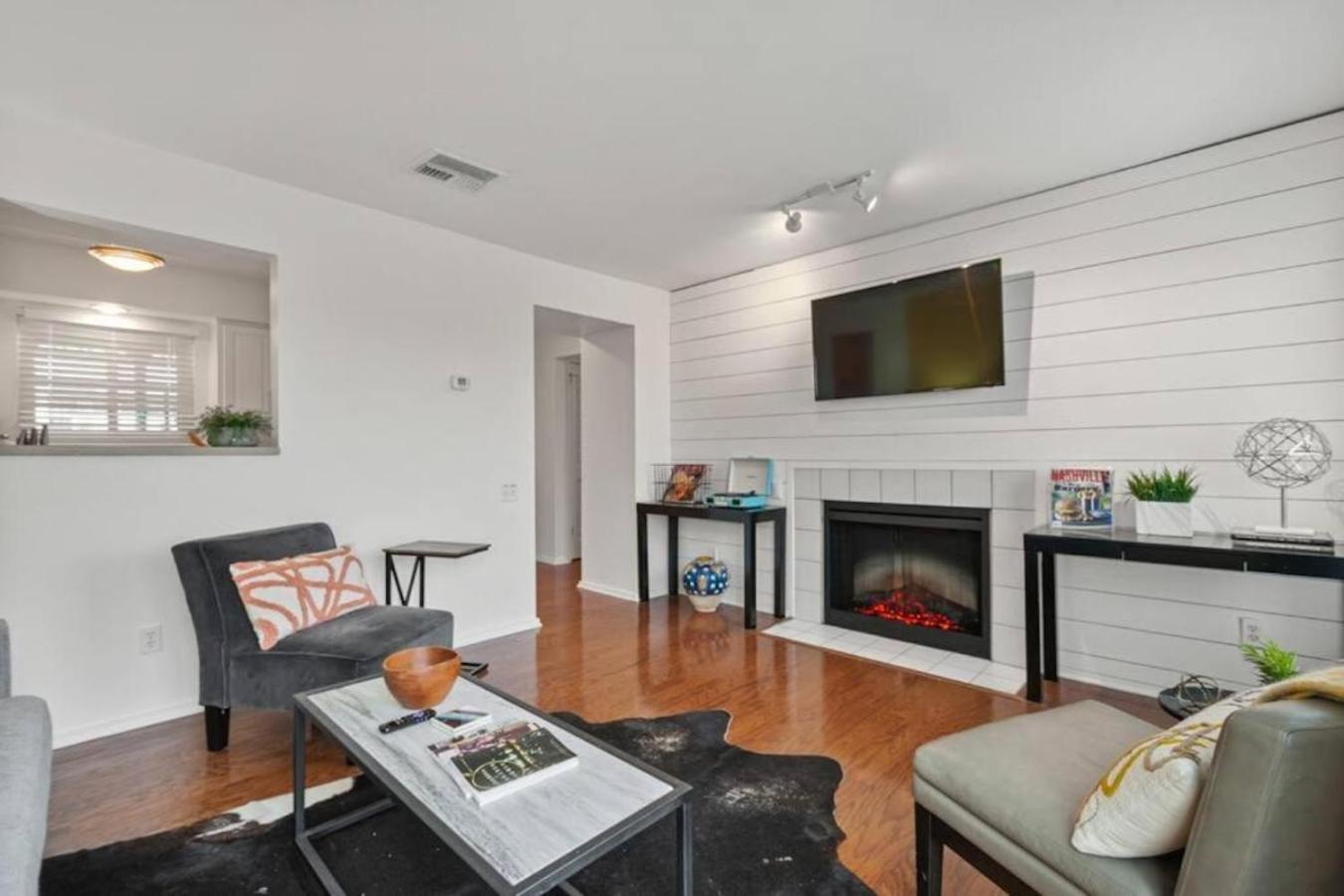 Downtown Riverfront Unit 790 Nashville