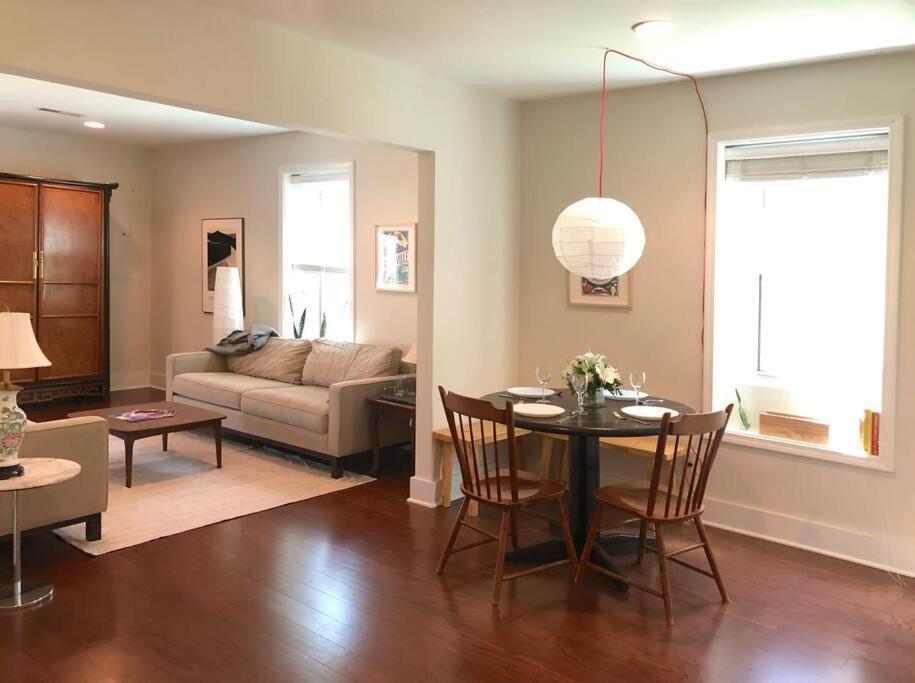 East Garden With 3 Bedrooms Apartment *