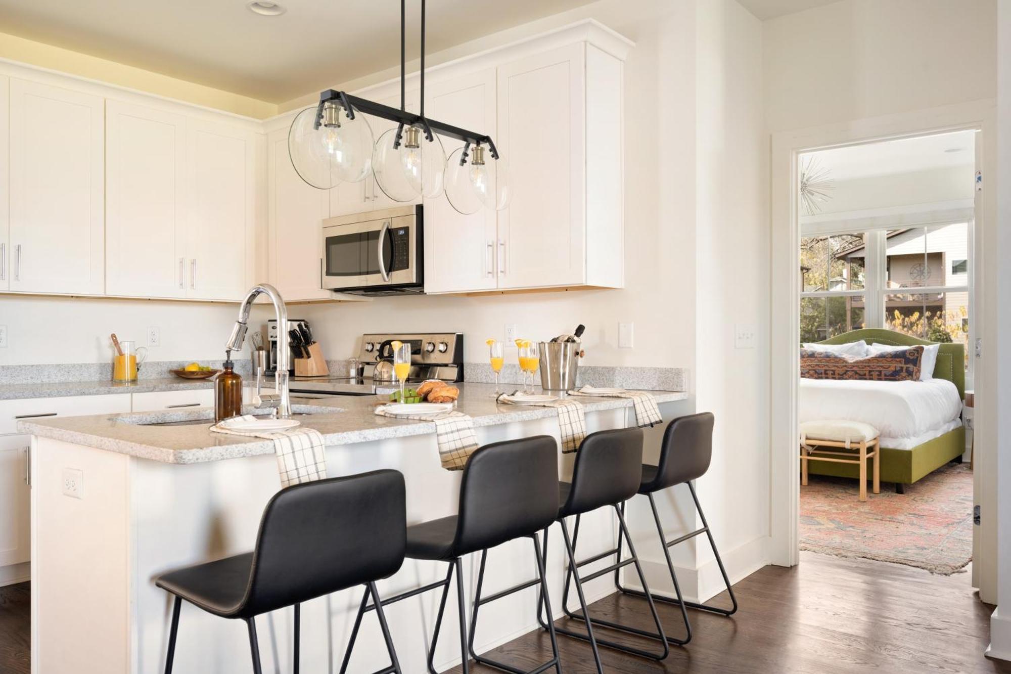 Hart Buyout 4 By Avantstay Two Town House Buyout W Modern Amenities In *