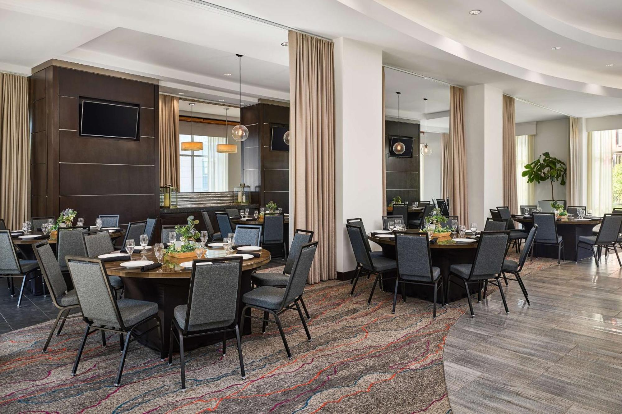 Hotel Hilton Garden Downtown/convention Center 3*