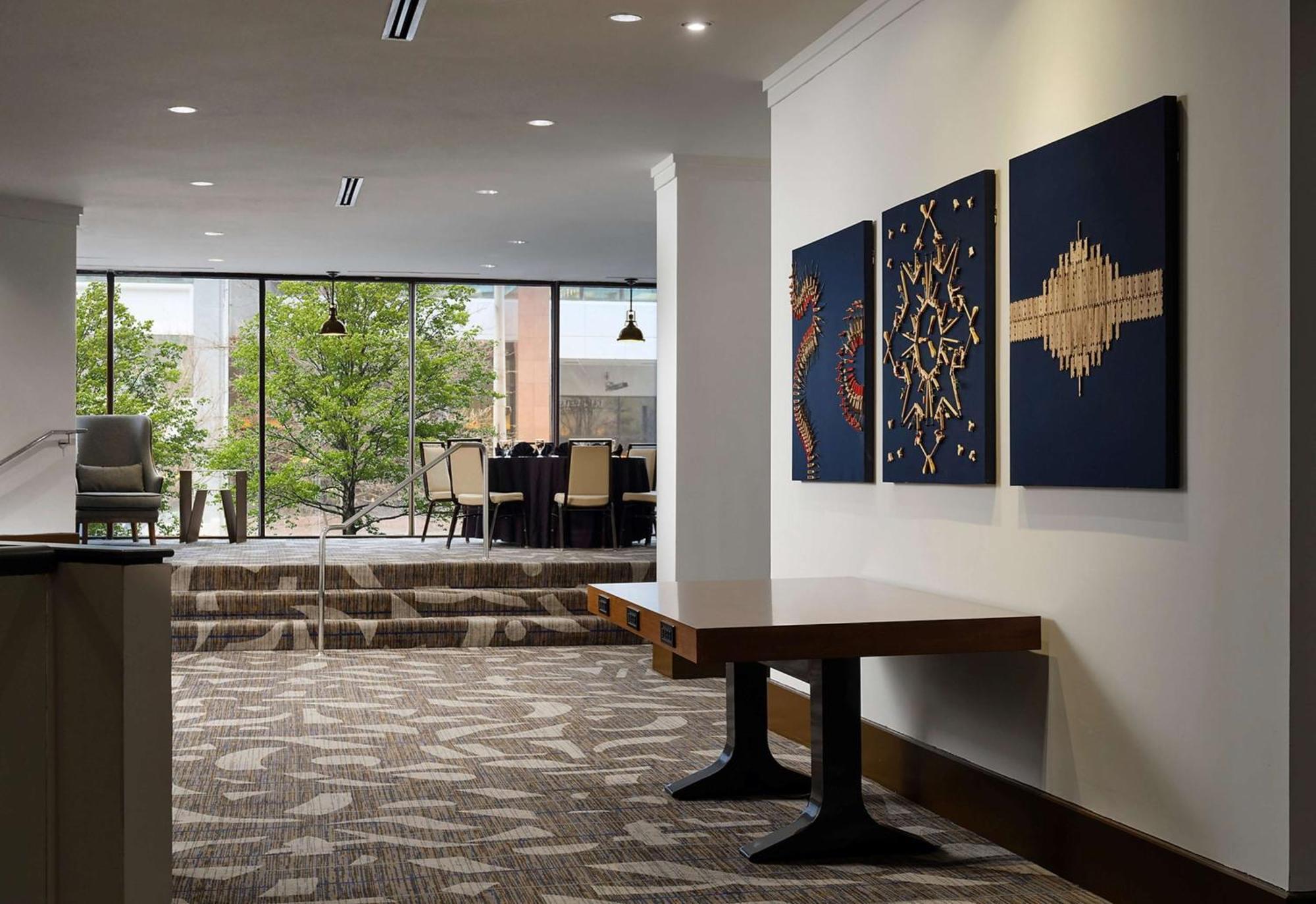 Hotel Doubletree By Hilton Downtown