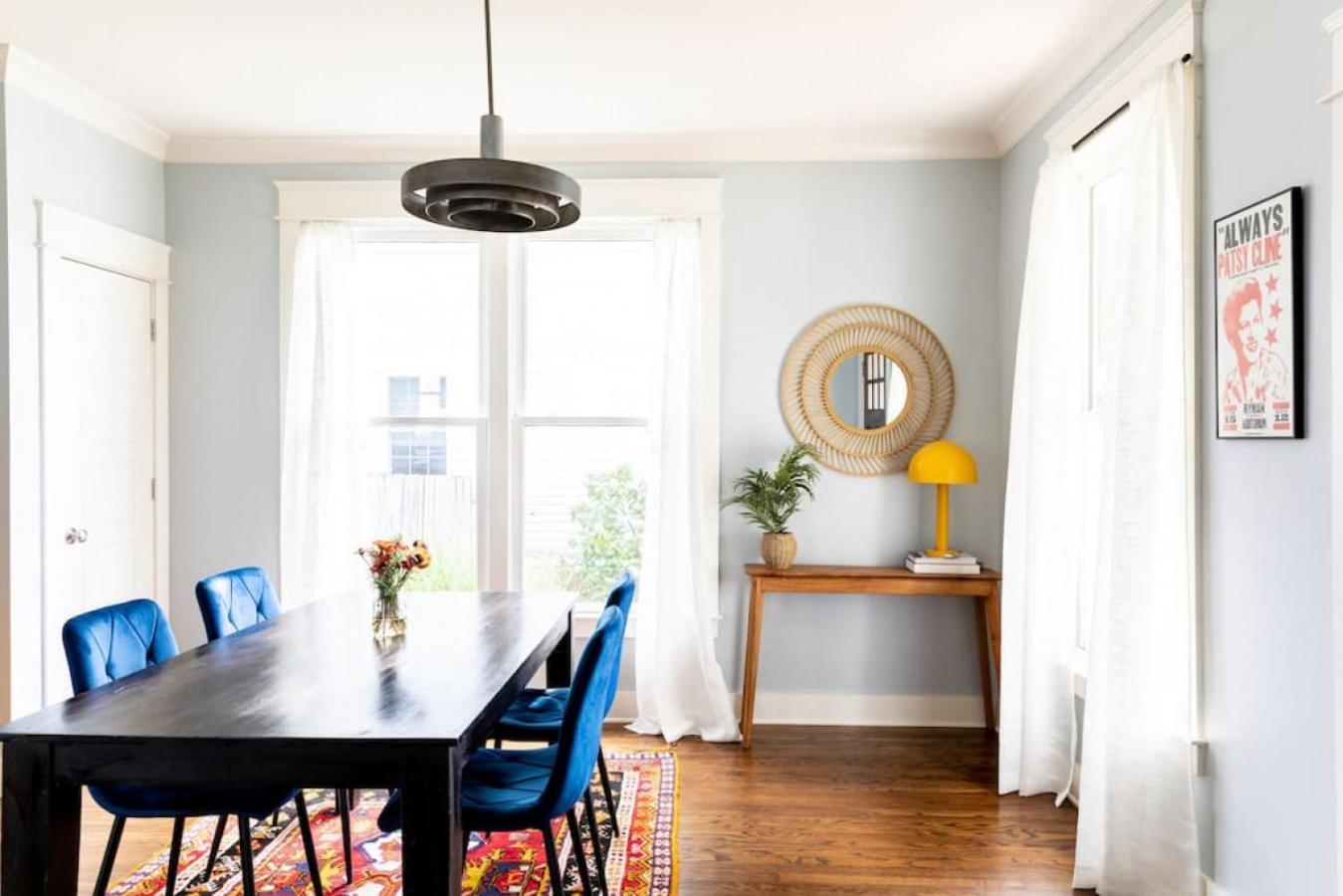 Cheerful House Near Coffee Food & Fenced-in Yard * Nashville