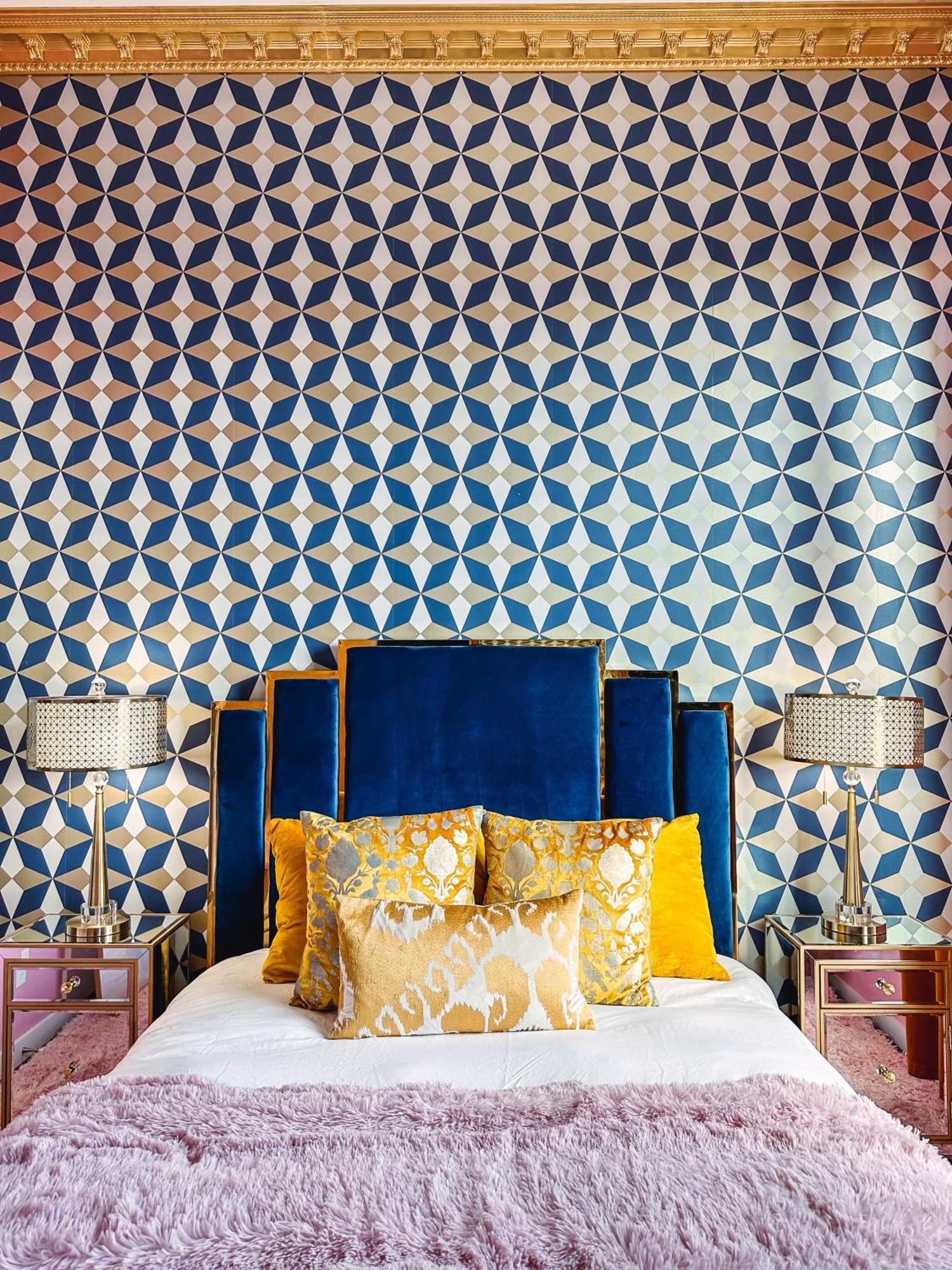 Dolly's Art Deco - Luxe Near Broadway Holiday home Nashville